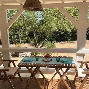 Petit Coin De Détente En Provence La Roquebrussanne