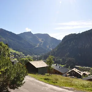 Biches , Châtel France