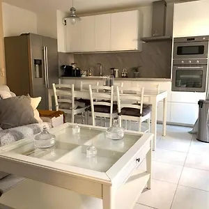 Moderne Et Spacieux Proche Paris , Alfortville France