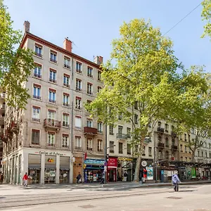 Ruby Et Mezzo , Lyon France