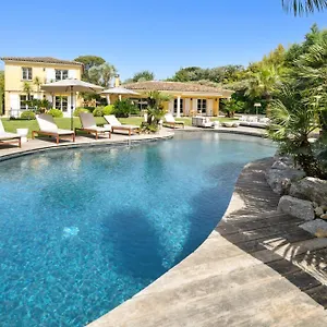 Grande Villa St-Tropez Avec Piscine Chauffee Gassin